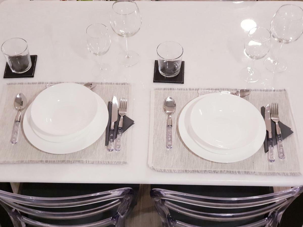 Beautiful Brand New Apartment Seaside アテネ エクステリア 写真